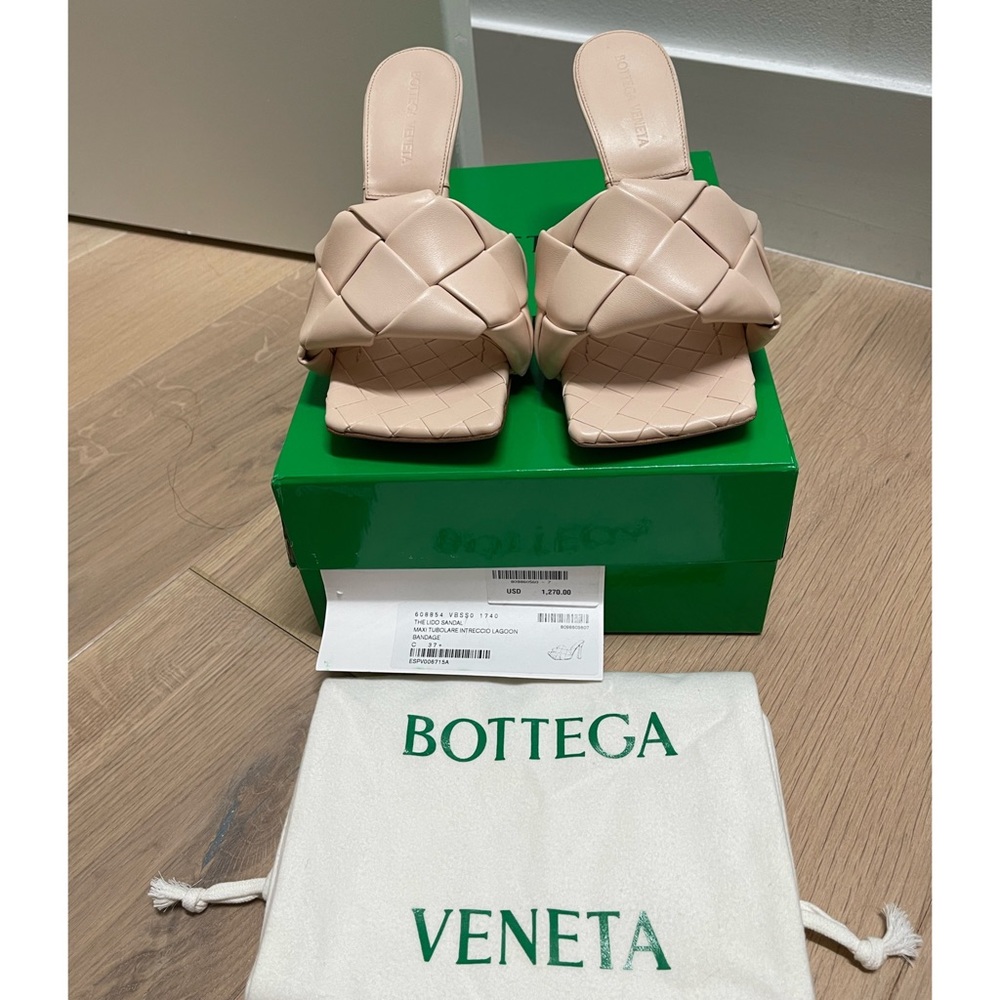 Bottega Veneta Intrecciato Lido Mules (size 37.5, bandage color)